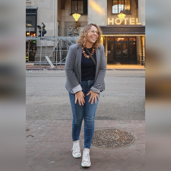 Meet your Posher, Heather - Picture 4 of 4